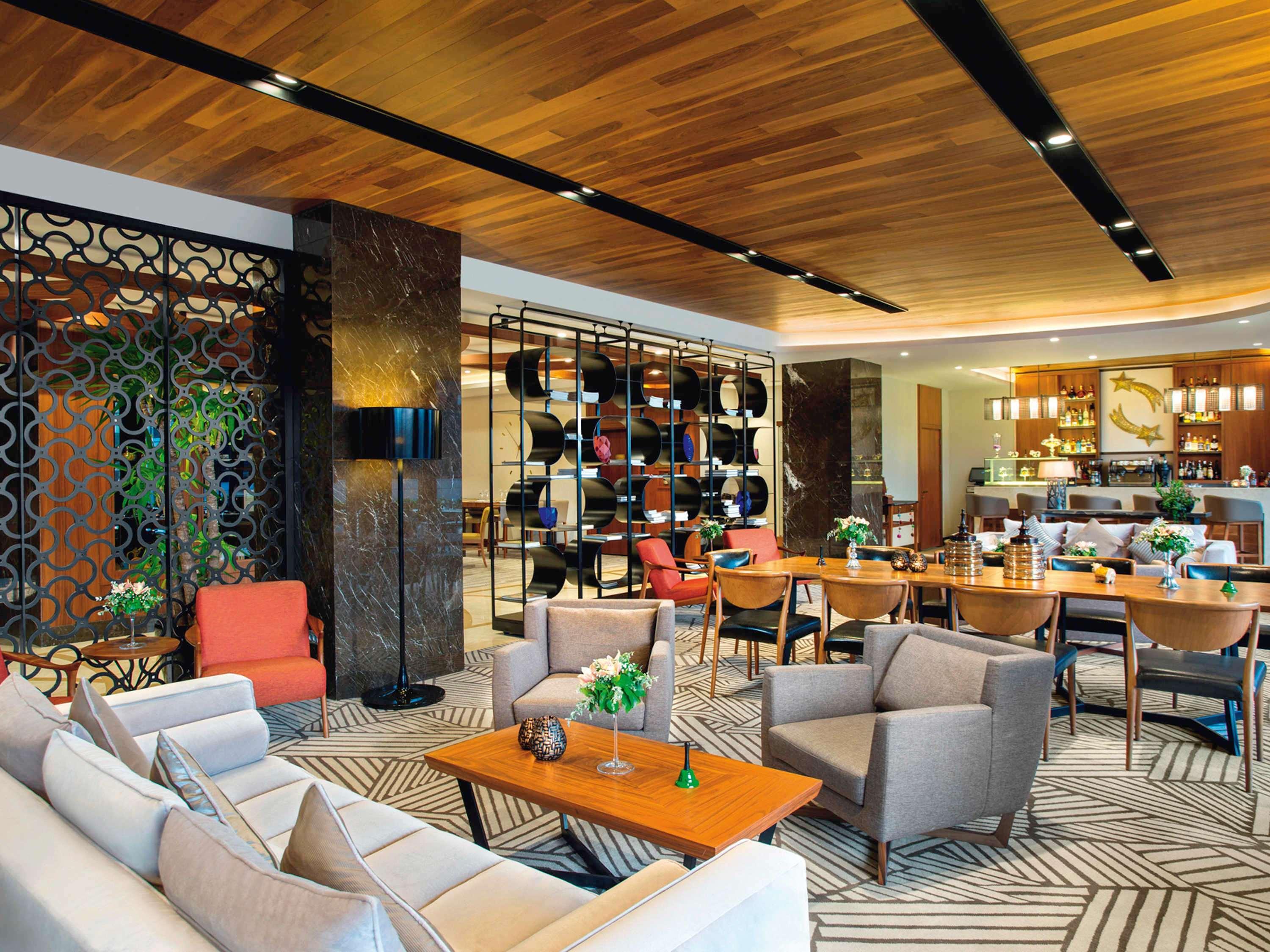 โรงแรมเมอเวนปิค อิสตันบูล โกลเดนฮอร์น ภายนอก รูปภาพ The lobby of the hotel
