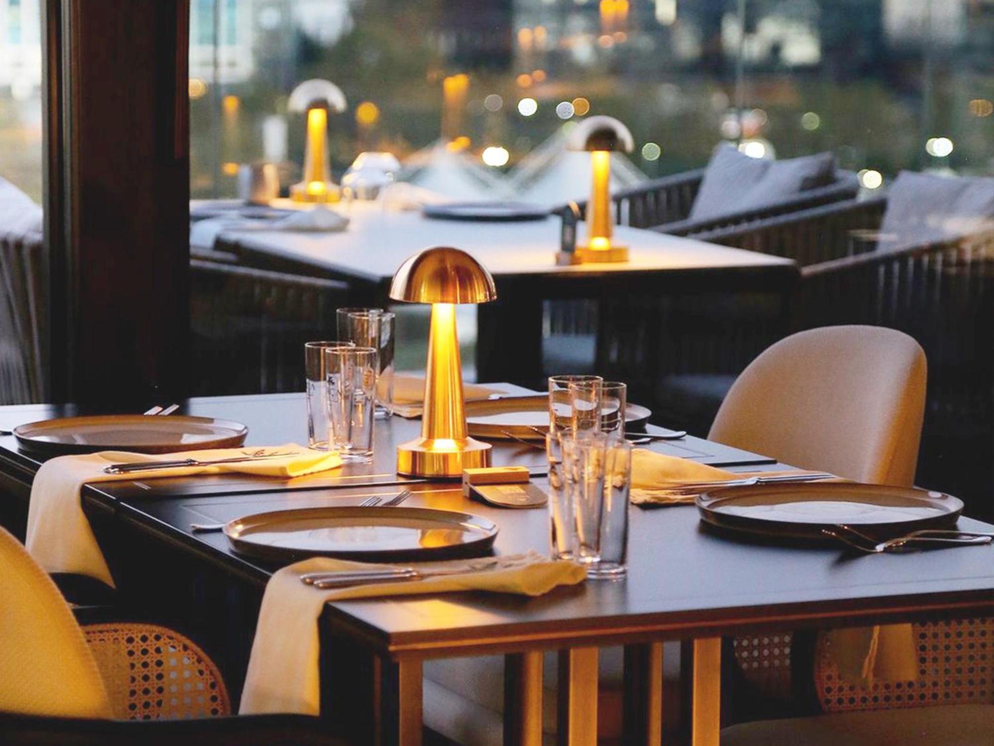 โรงแรมเมอเวนปิค อิสตันบูล โกลเดนฮอร์น ภายนอก รูปภาพ Restaurant